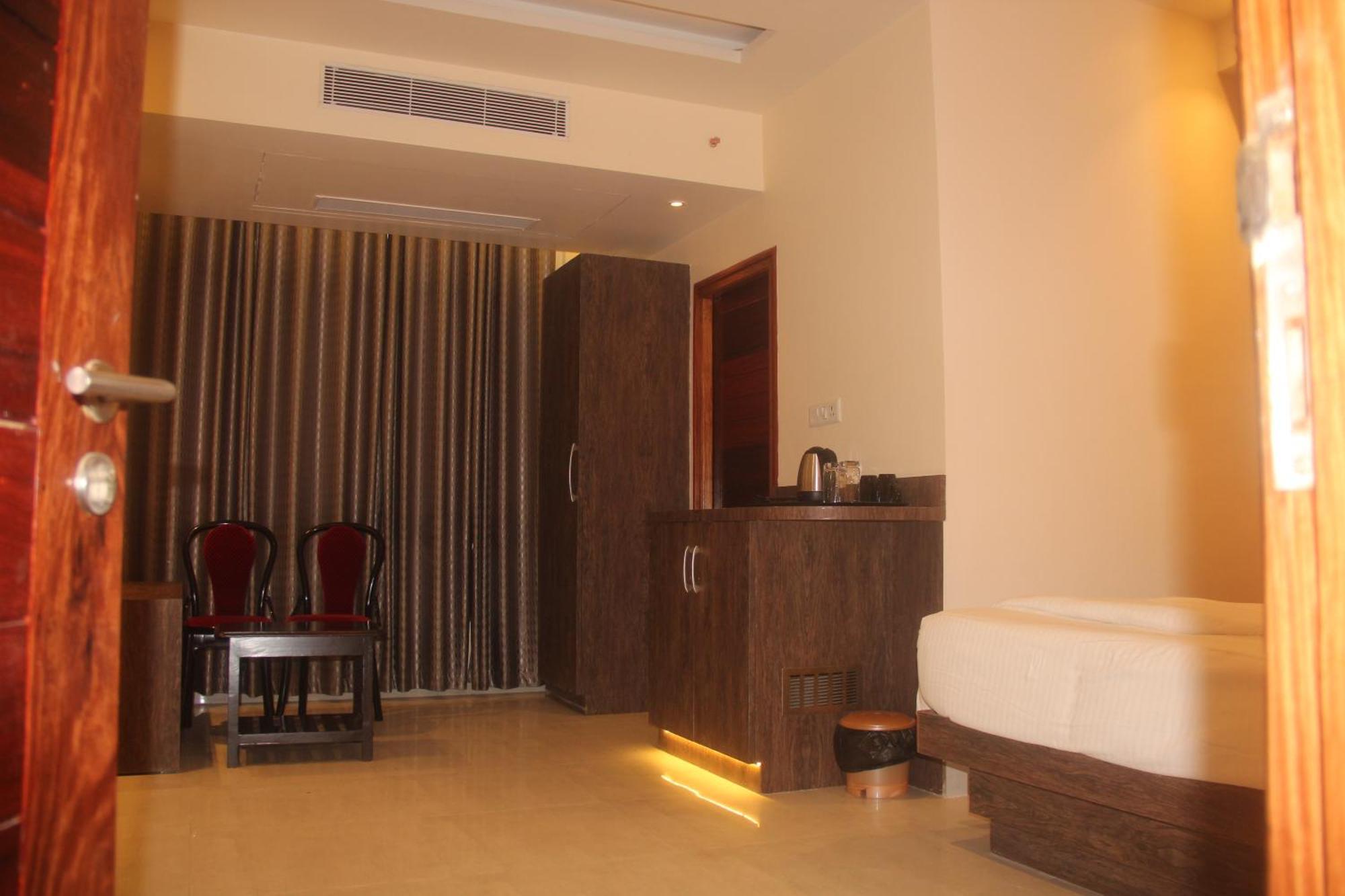 Hotel Serene Palace Port Blair Exterior foto